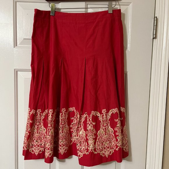 Tommy Hilfiger Drop Pleated Skirt - Picture 2 of 4